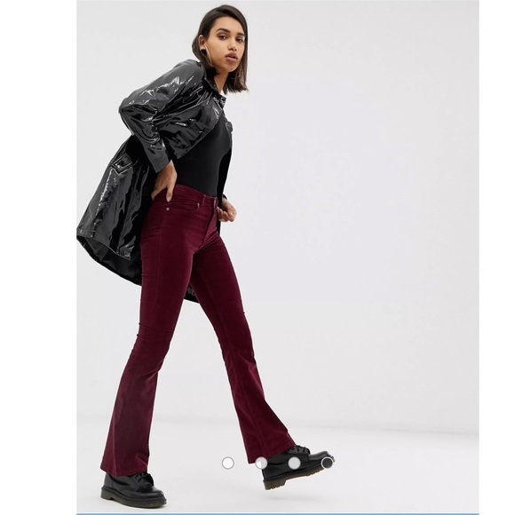 NEW ASOS DESIGN full length flare in wine velvet - Picture 1 of 11